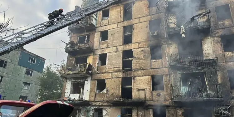 Al menos 14 muertos en un ataque ruso contra Krivi Rig, la ciudad natal de Zelenski