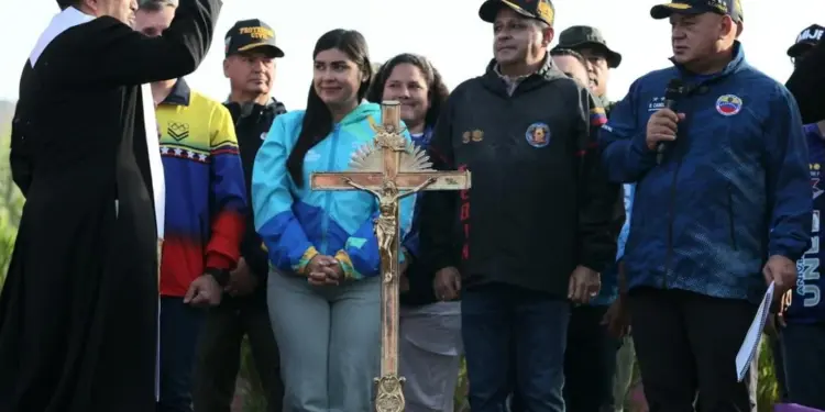 Ministro Diosdado Cabello da inicio al despliegue Semana Santa Segura 2025