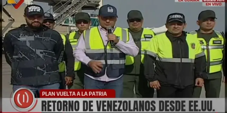 Arriban al país 191 venezolanos provenientes de EEUU a través del Plan Vuelta a la Patria