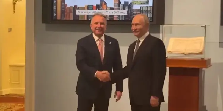 Presidente de Rusia se reúne con enviado especial de Trump en San Petersburgo