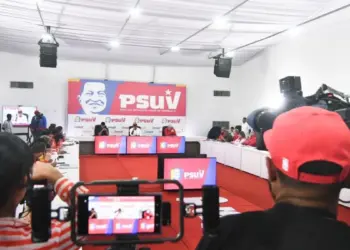 Jorge Rodríguez: La gente está tranquila, en paz y son evidentes los símbolos de recuperación económica