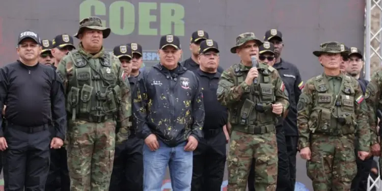 Padrino López: Sin la Revolución Bolivariana dificilmente Venezuela podrá mantener su integridad territorial