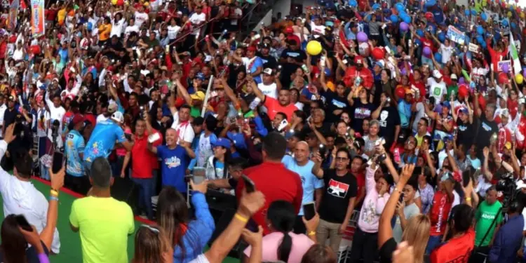 Diosdado Cabello: Los diputados electos tendrán la responsabilidad de ajustar las leyes a los nuevos tiempos