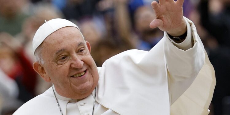 América lamenta la muerte del primer papa del continente y destaca su legado de humanidad