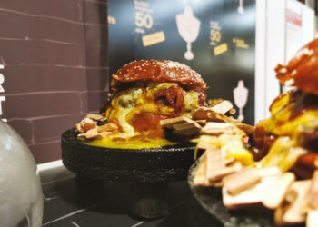 El chef venezolano Manuel Andrés Pérez, ganador de la Mejor Hamburguesas Gourmet de España