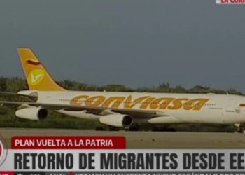 Aterriza en Venezuela nuevo grupo de 198 migrantes deportados desde EEUU