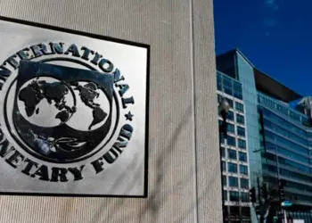 FMI advierte que restricciones migratorias pueden «limitar la productividad global»