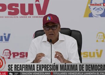 “¿Cómo es posible que estén secuestrados en un país que ni siquiera conocen?”: Jorge Rodríguez exige respuestas sobre venezolanos detenidos en El Salvador