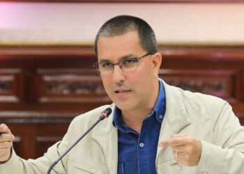 Presidente Maduro designó a Jorge Arreaza como rector de la nueva Universidad Nacional de las Comunas