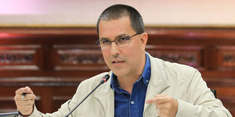 Presidente Maduro designó a Jorge Arreaza como rector de la nueva Universidad Nacional de las Comunas