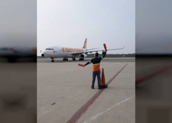 Arriba al país nuevo vuelo del Plan Vuelta a la Patria con 178 connacionales repatriados de EEUU