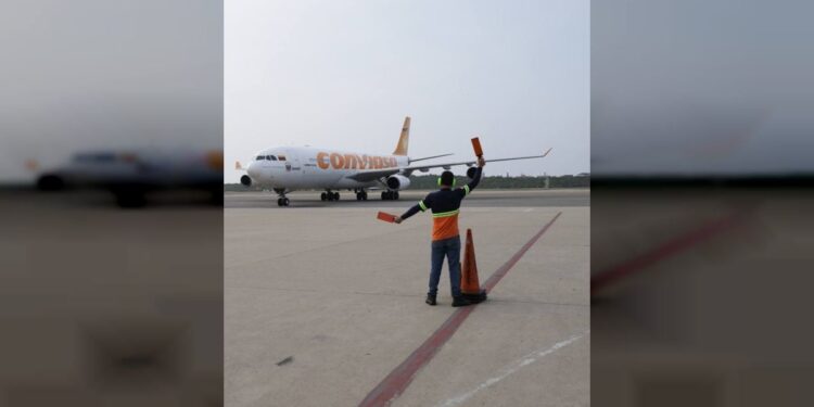 Arriba al país nuevo vuelo del Plan Vuelta a la Patria con 178 connacionales repatriados de EEUU