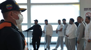 Venezuela asegura que «no identificó a ningún integrante» del Tren de Aragua en vuelo del viernes