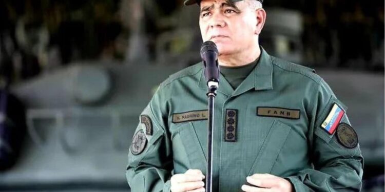 Vladimir Padrino López: La FANB continuará defendiendo el territorio Esequibo