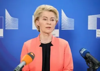 Von der Leyen dice que la UE «está preparada para responder» a los aranceles de Trump