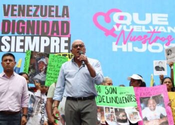 Jorge Rodríguez en Amazonas: extremismo está lleno de rabia y se la cobra con los migrantes