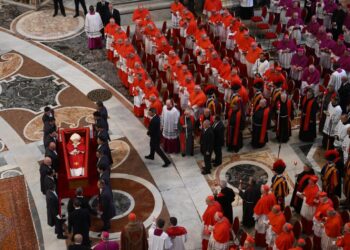 Los líderes mundiales que han confirmado su asistencia al funeral del papa Francisco