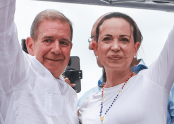 María Corina Machado y González Urrutia prometen reparación para «víctimas» del chavismo
