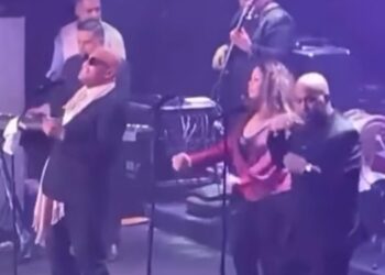 Al menos 15 personas murieron tras desplomarse el techo de una discoteca durante concierto de Rubby Pérez