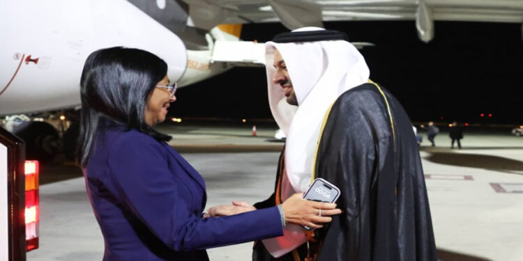Vicepresidenta Delcy Rodríguez visita Catar para fortalecer cooperación bilateral