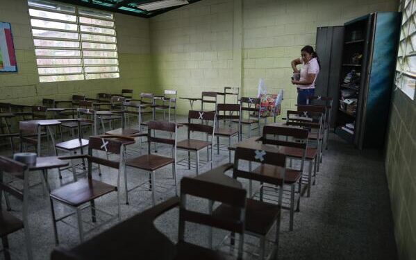 La renuncia masiva de docentes: el gran éxito de Héctor Rodríguez al frente del MPPE, por Franklin Piccone