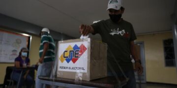 Datincorp: 64% piensa que si opositores no salen a votar, significará una victoria para el gobierno