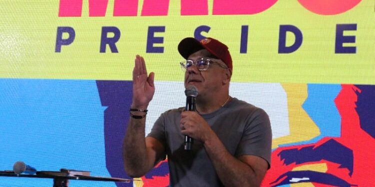 Jorge Rodríguez llama a una campaña «cuerpo a cuerpo, más barrio y menos tarima»
