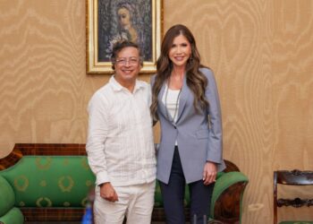 ‘El Tren de Aragua necesita amor y comprensión’, habría dicho Presidente Petro a Secretaria de Seguridad de Trump