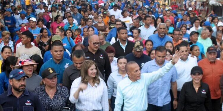 Oposición venezolana inicia campaña electoral con el lema “Venezuela es la Razón”