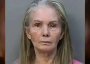 Detienen en Miami a bruja venezolana que «desapareció» 3.000 dólares en una bolsa con huevos