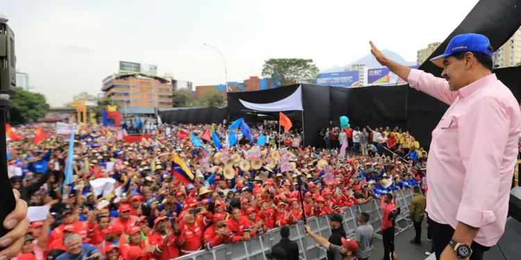Maduro: Estamos unidos en el amor a Venezuela, esta es nuestra tierra y tenemos que cuidarla