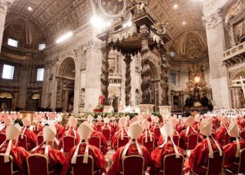 Inicia el cónclave en el Vaticano para elegir al sucesor del papa Francisco
