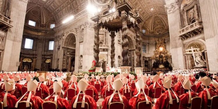 Inicia el cónclave en el Vaticano para elegir al sucesor del papa Francisco