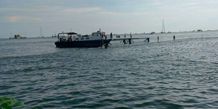 Mueren dos adolescentes por inmersión en el Lago de Maracaibo