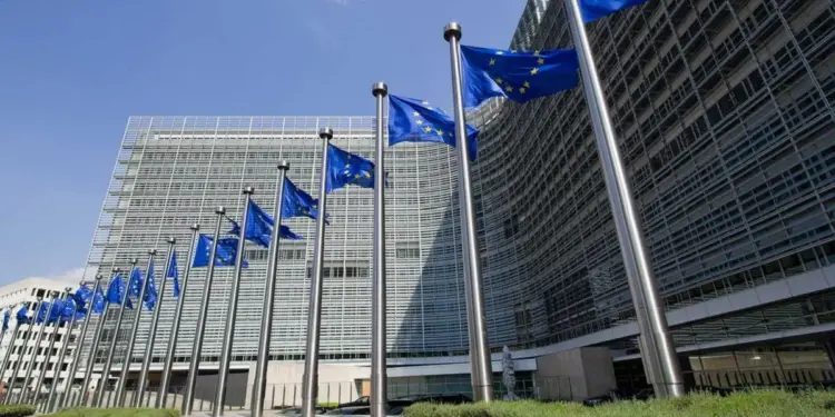 La UE lleva a EE.UU. ante la OMC por su imposición de aranceles