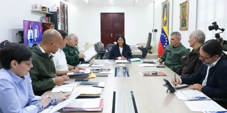 Gobierno extiende por dos semanas el ajuste del horario laboral para la administración pública