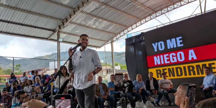 Candidatos opositores frente a la eliminación del QR: “Es un Intento desesperado que no detendrá la voz de la mayoría”