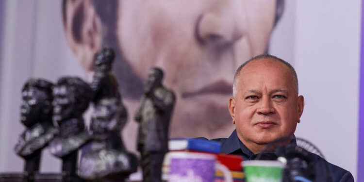 Cabello anunció la detención de tres extranjeros por conspirar contra el país