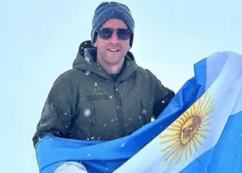 Argentina dice que “trabaja” para que el gendarme detenido en Venezuela “vuelva a casa”