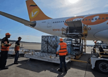 Llegaron desde Irán a Venezuela más de 700.000 vacunas contra la tuberculosis