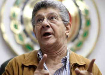 “Donante ordena y donatarios obedecen”: Ramos Allup ironiza sobre nuevos diputados