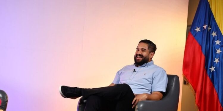 Maduro Guerra asegura que Venezuela continuará su marcha “con sanciones o sin sanciones” y defiende permanencia de Chevron