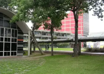 Venezuela instala comisión para evaluar aranceles universitarios