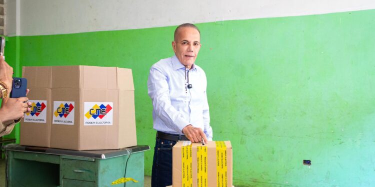 Manuel Rosales: «Cada marabino debe votar para cuidar al estado Zulia y seguir con nuestra gestión»