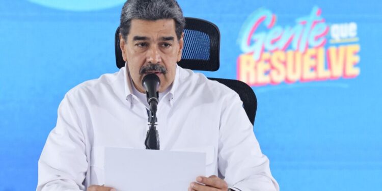 Jefe de Estado venezolano insta a Gustavo Petro a unir esfuerzos para «liberar toda la frontera colombo-venezolana»