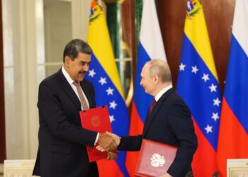 Putin y Maduro firman tratado de cooperación estratégica y apoyo mutuo