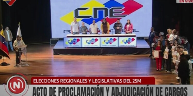 CNE adjudicó a los diputados electos por Caracas en el Teatro Municipal