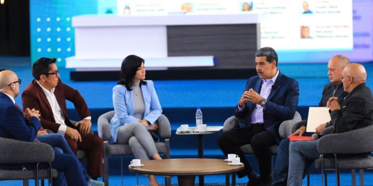 Maduro anuncia ejecución de planes y recuperación de la Guayana Esequiba con la elección del gobernador