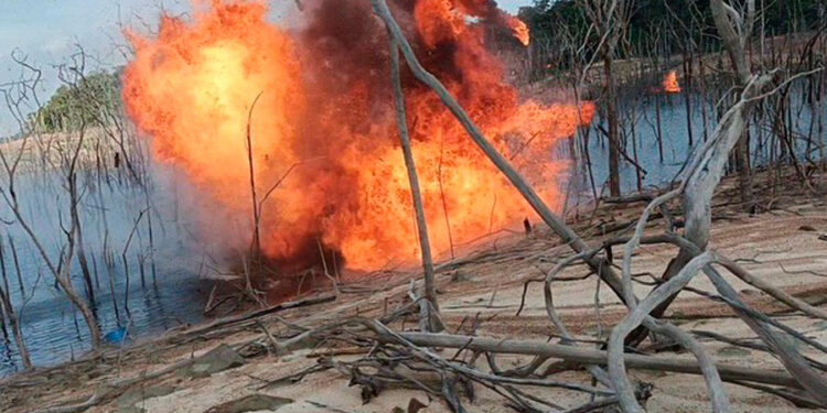 FANB desmanteló cinco campamentos de minería ilegal en Bolívar