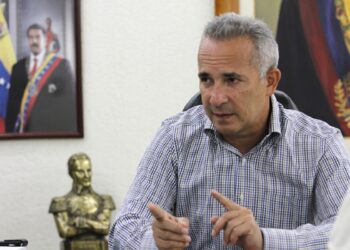 «Mandaremos cien años más»: Bernal «lamentó» que la oposición no se ponga de acuerdo